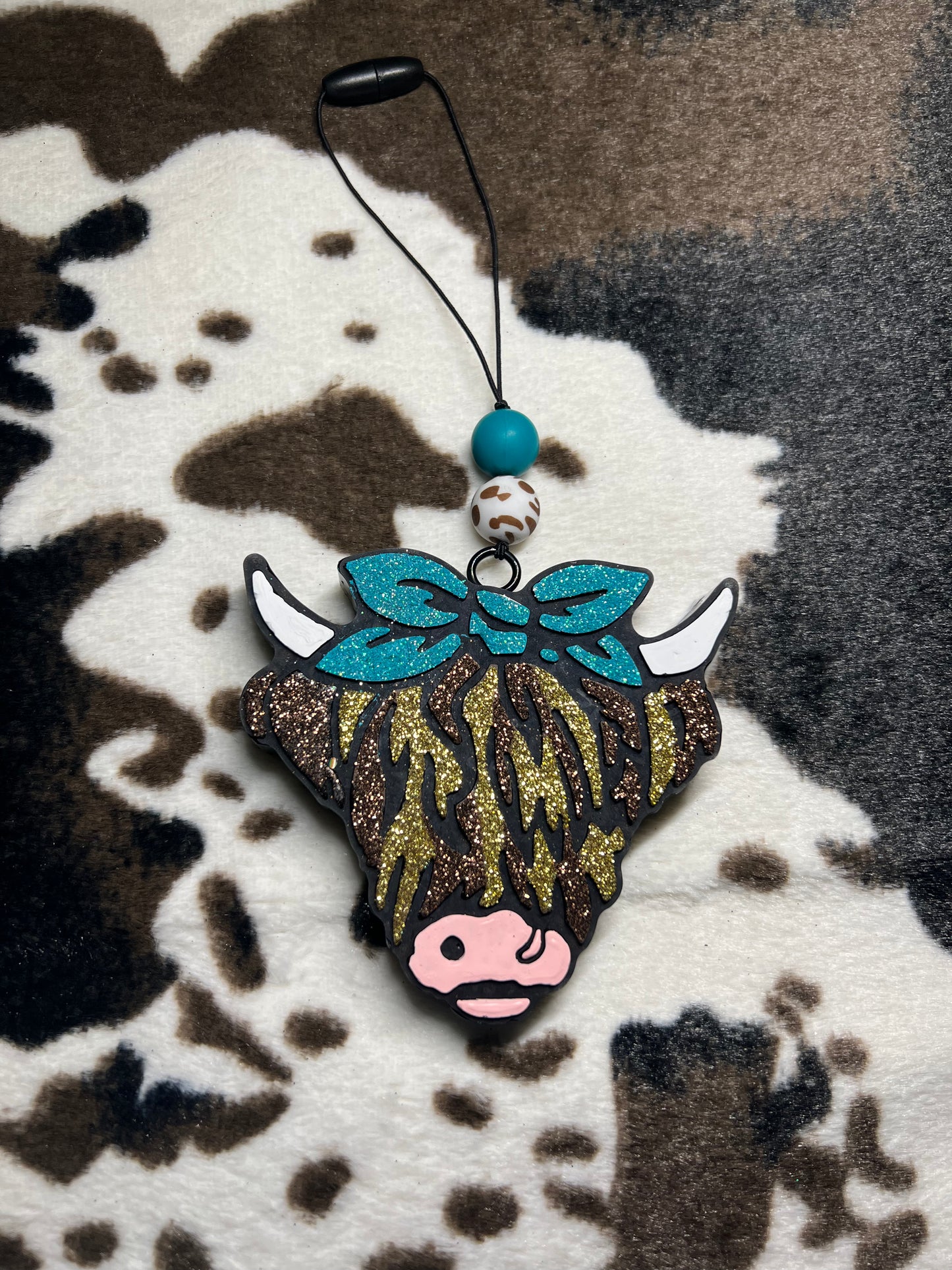 Turquoise Bow Highland Cow